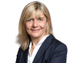 Dr. Cornelia Henny-Weiss Dr. Cornelia Henny-Weiss